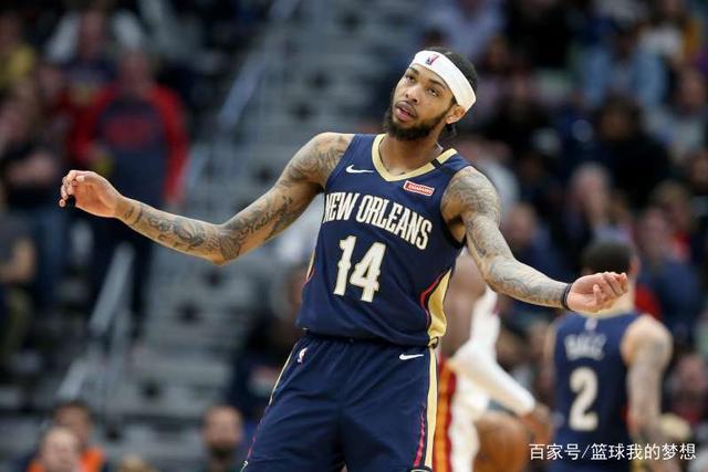 巴萨17岁小将面部受伤缝10针 赛后社交媒体晒图